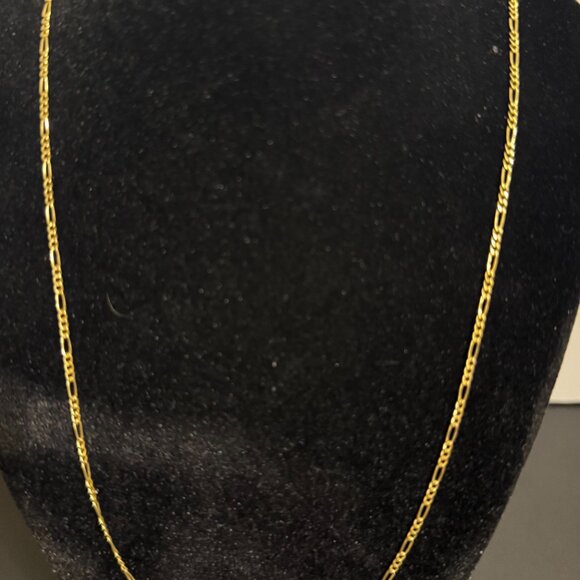 20" 14K Gold 1.4g Figaro Necklace Chain 1.5mm - Picture 2 of 2